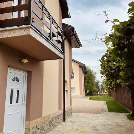 Luxury With Outdoor Pool Stens Una *